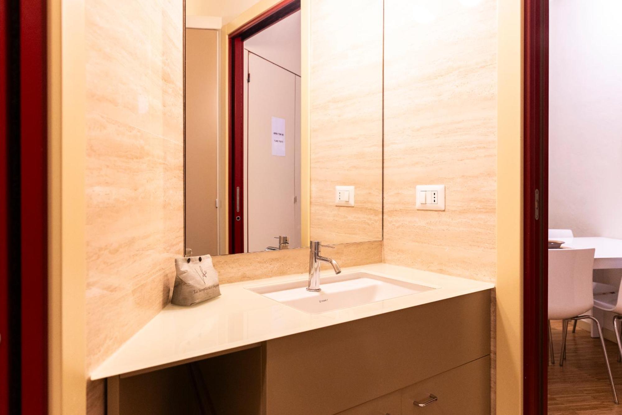 Easy Central Flat มิลาน ภายนอก รูปภาพ