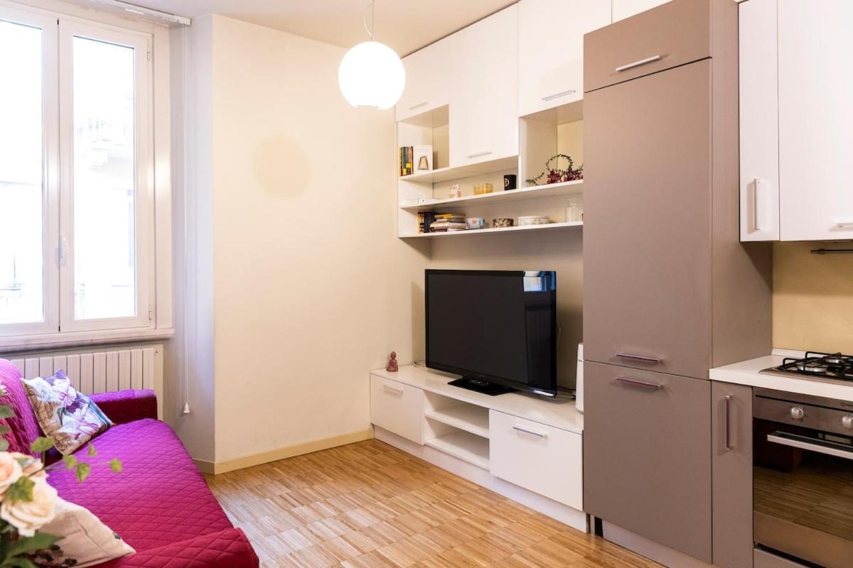 Easy Central Flat มิลาน ภายนอก รูปภาพ