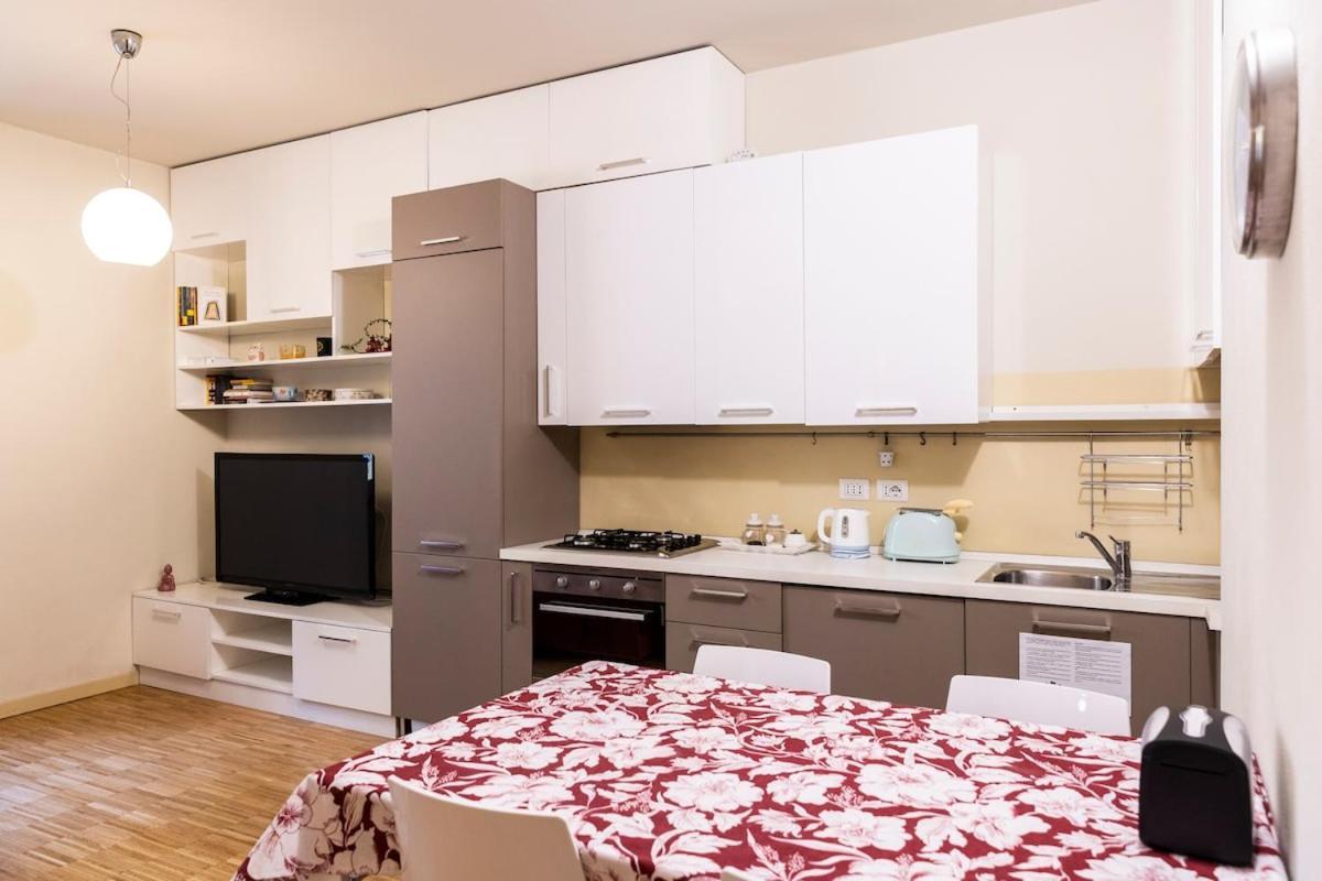 Easy Central Flat มิลาน ภายนอก รูปภาพ